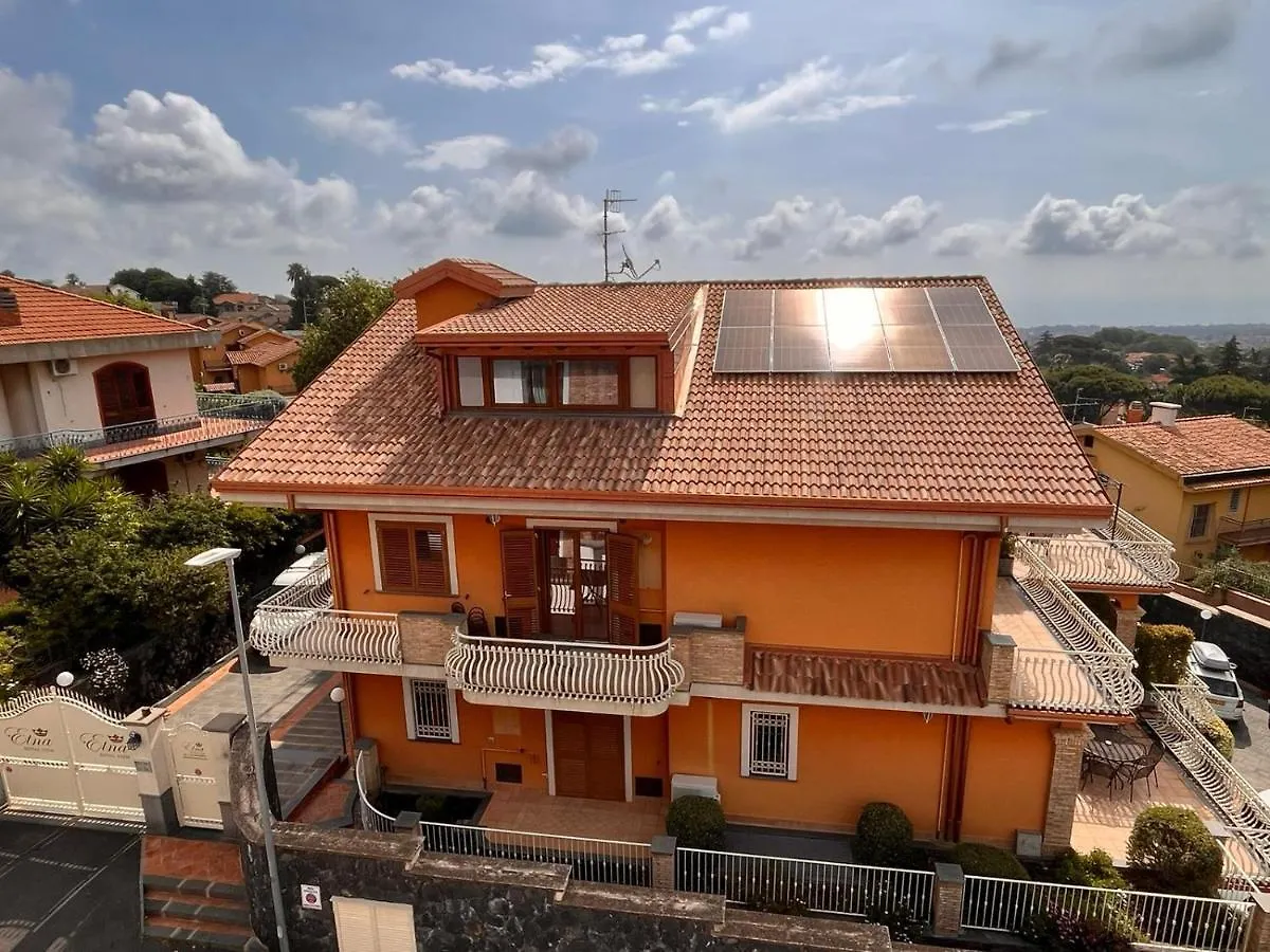 Aparthotel Etna Royal View Trecastagni 2*,