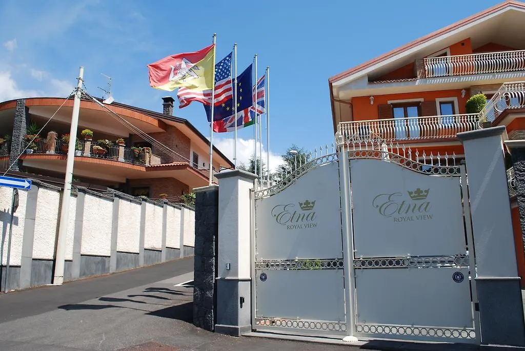 **  Aparthotel Etna Royal View Trecastagni Italien
